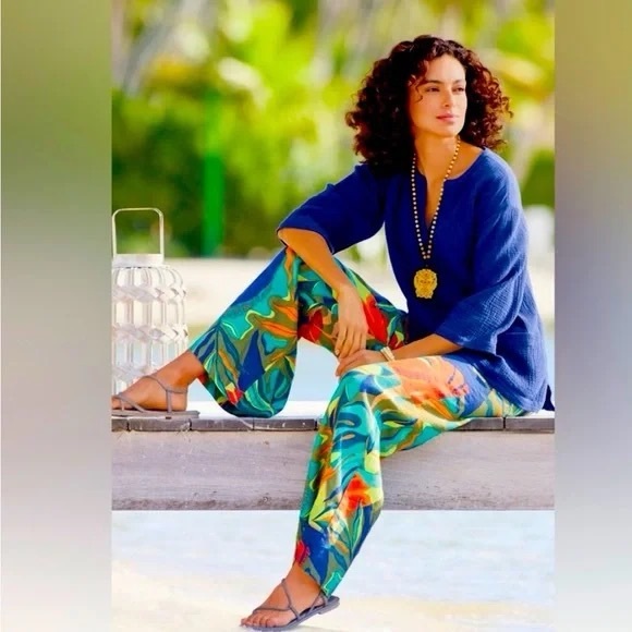 Soft Surroundings Dresses & Skirts - SOFT SURROUNDINGS Olive green & orange tropical print Linen pants size 3X.
